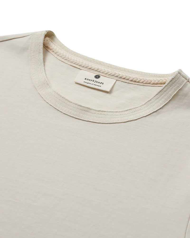T-shirt Akkikki Crudo