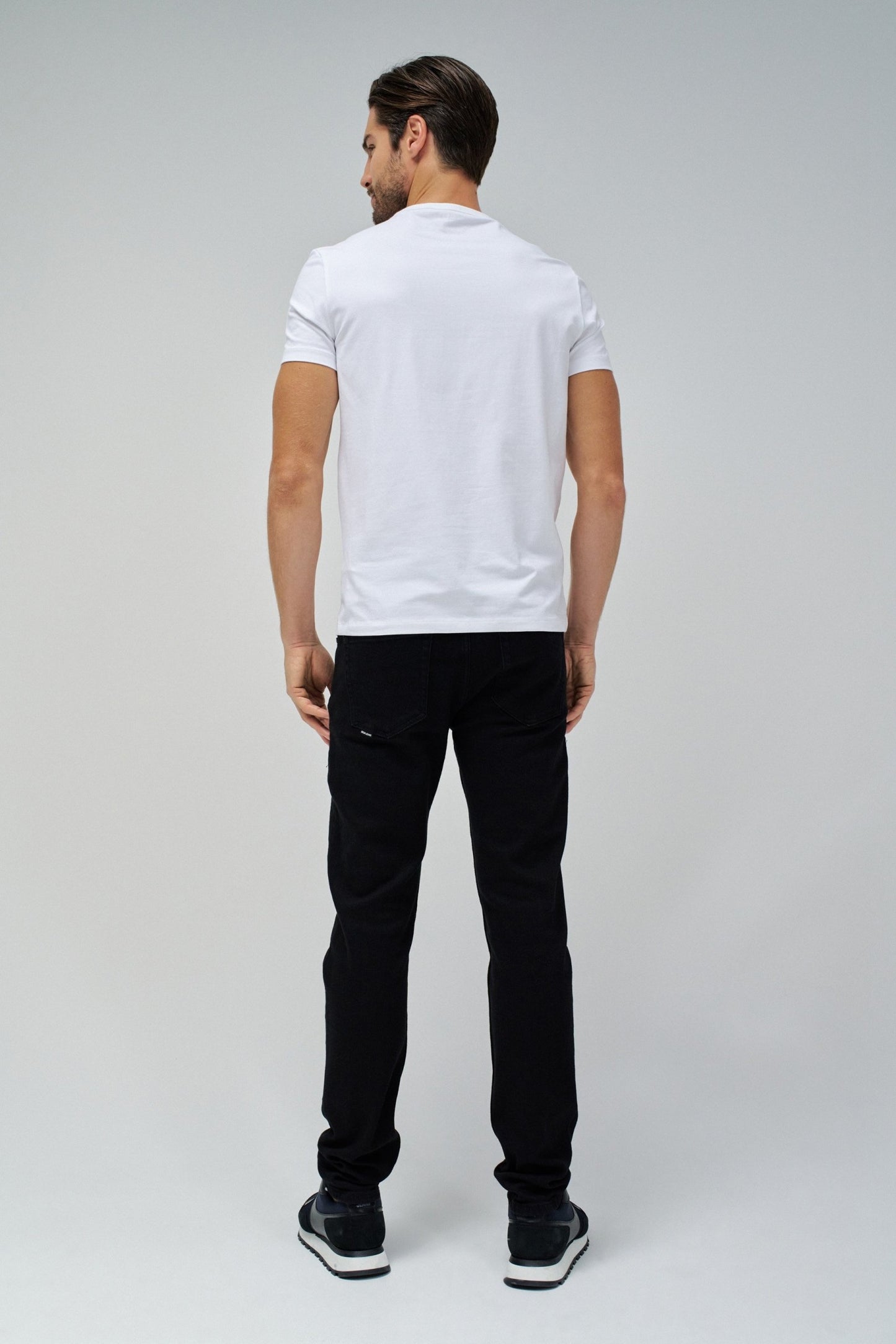 CAMISETA DE CUELLO PICO LYCRA