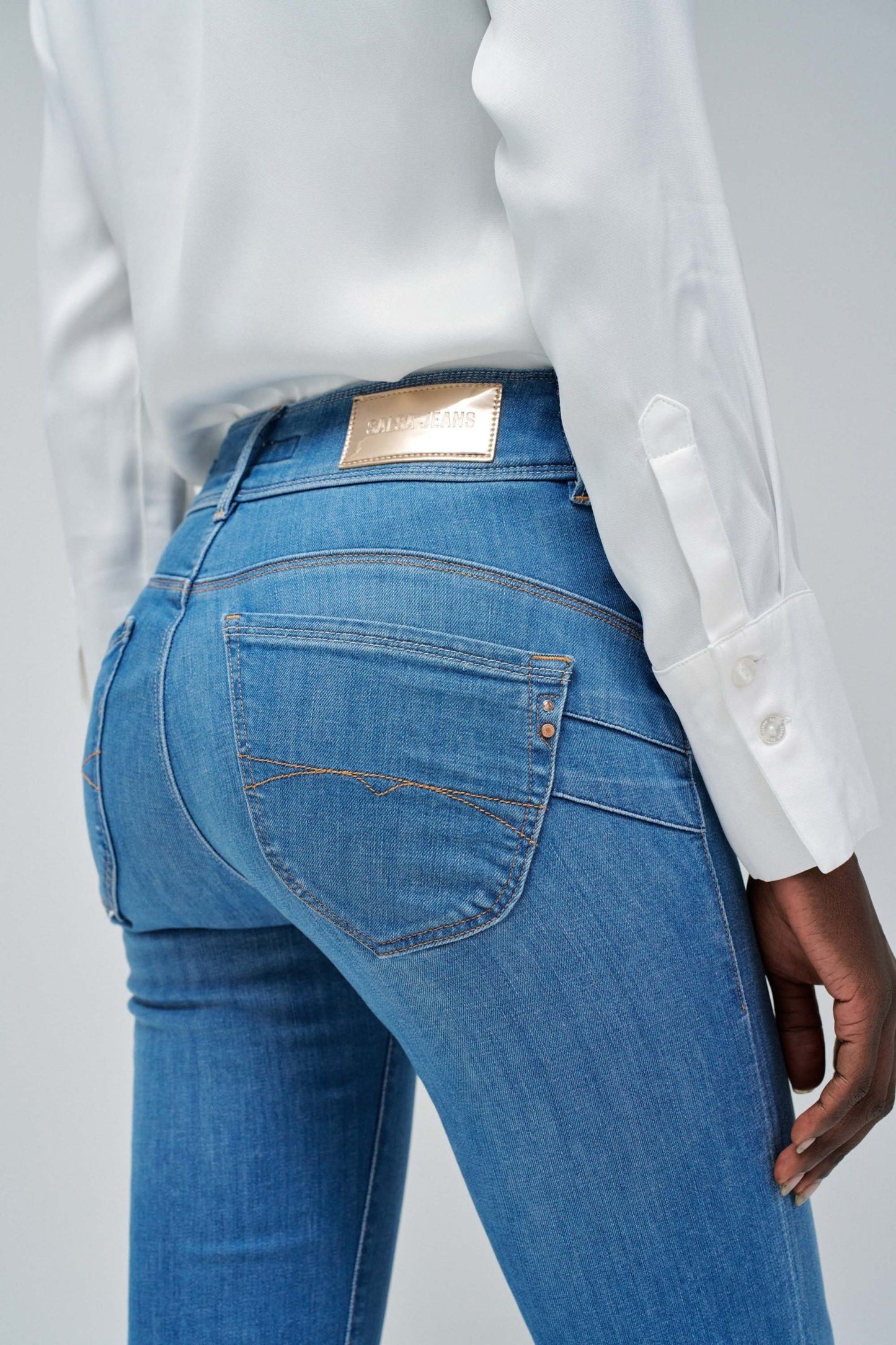 JEANS SECRET PUSH IN