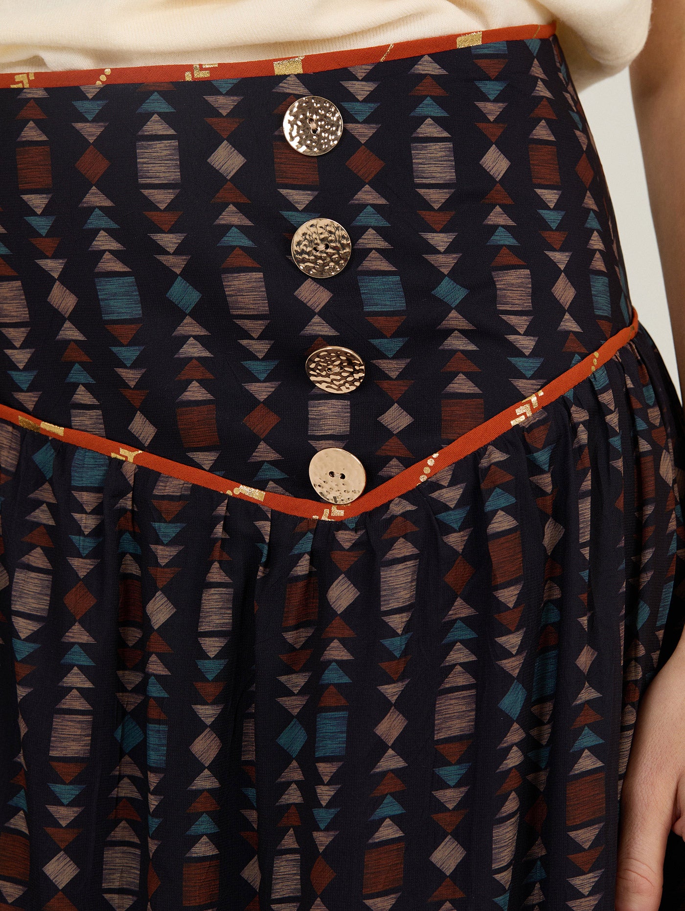 MAXI FALDA ASIMÉTRICA