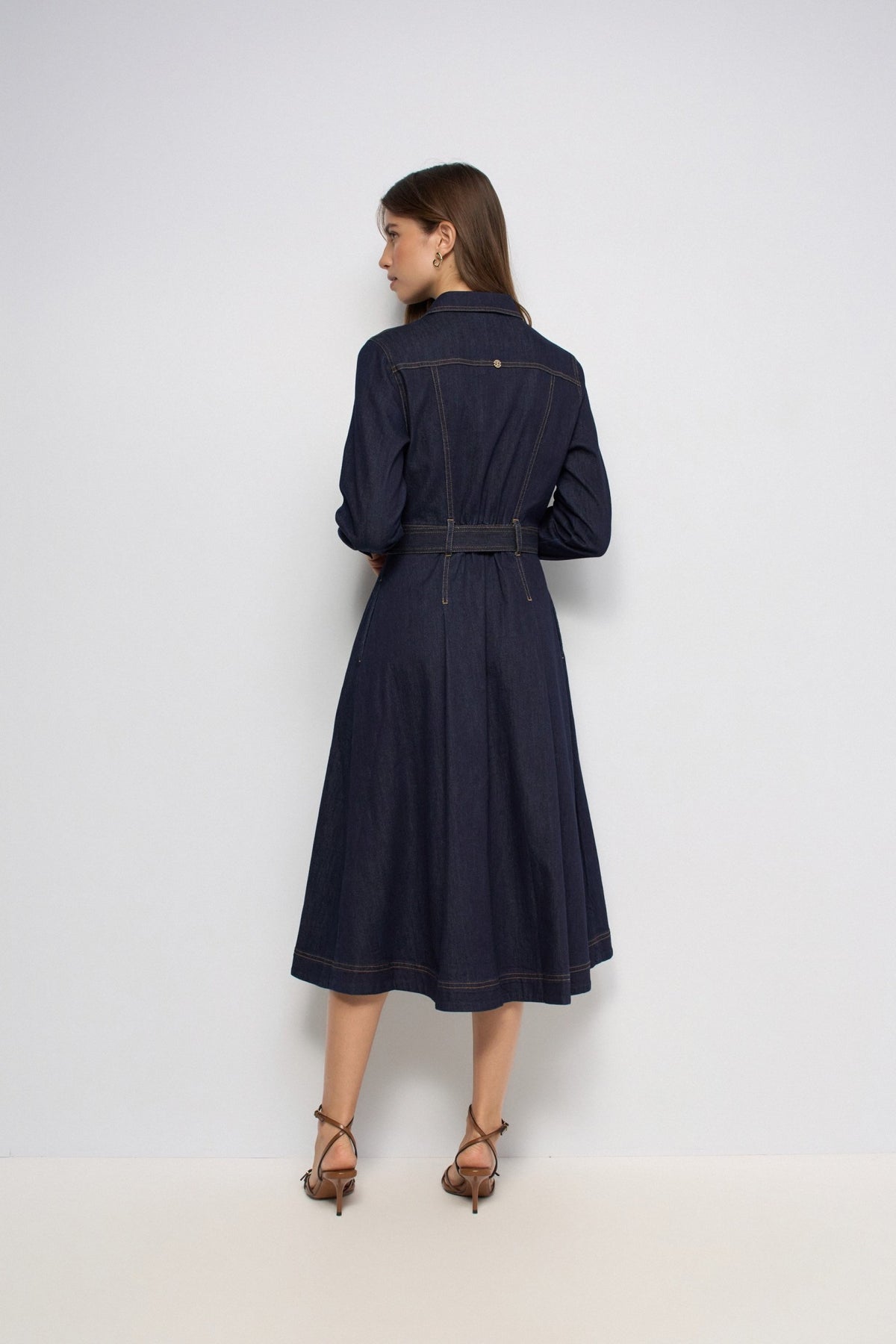 VESTIDO EN DENIM