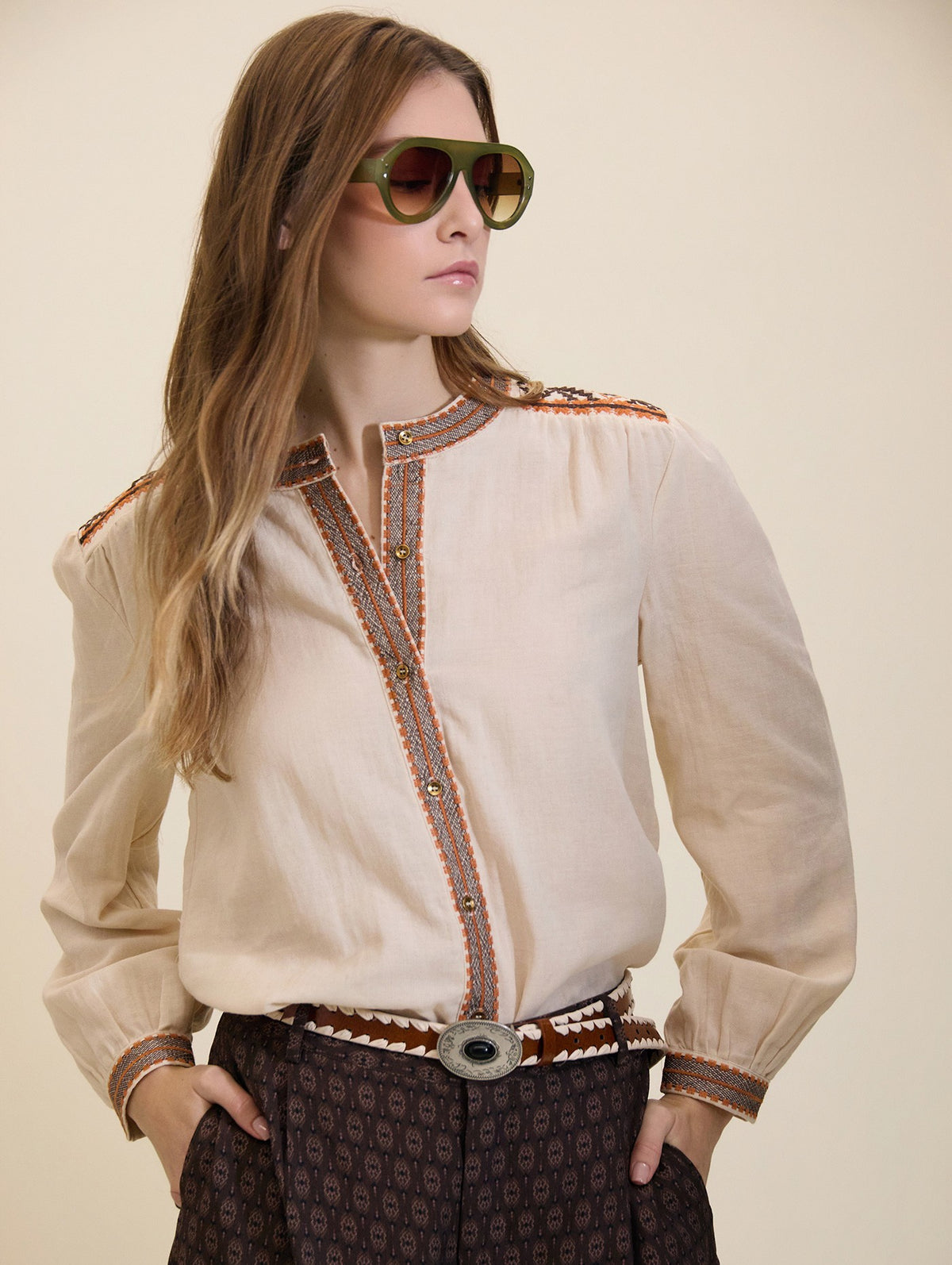 BLUSA BORDADA
