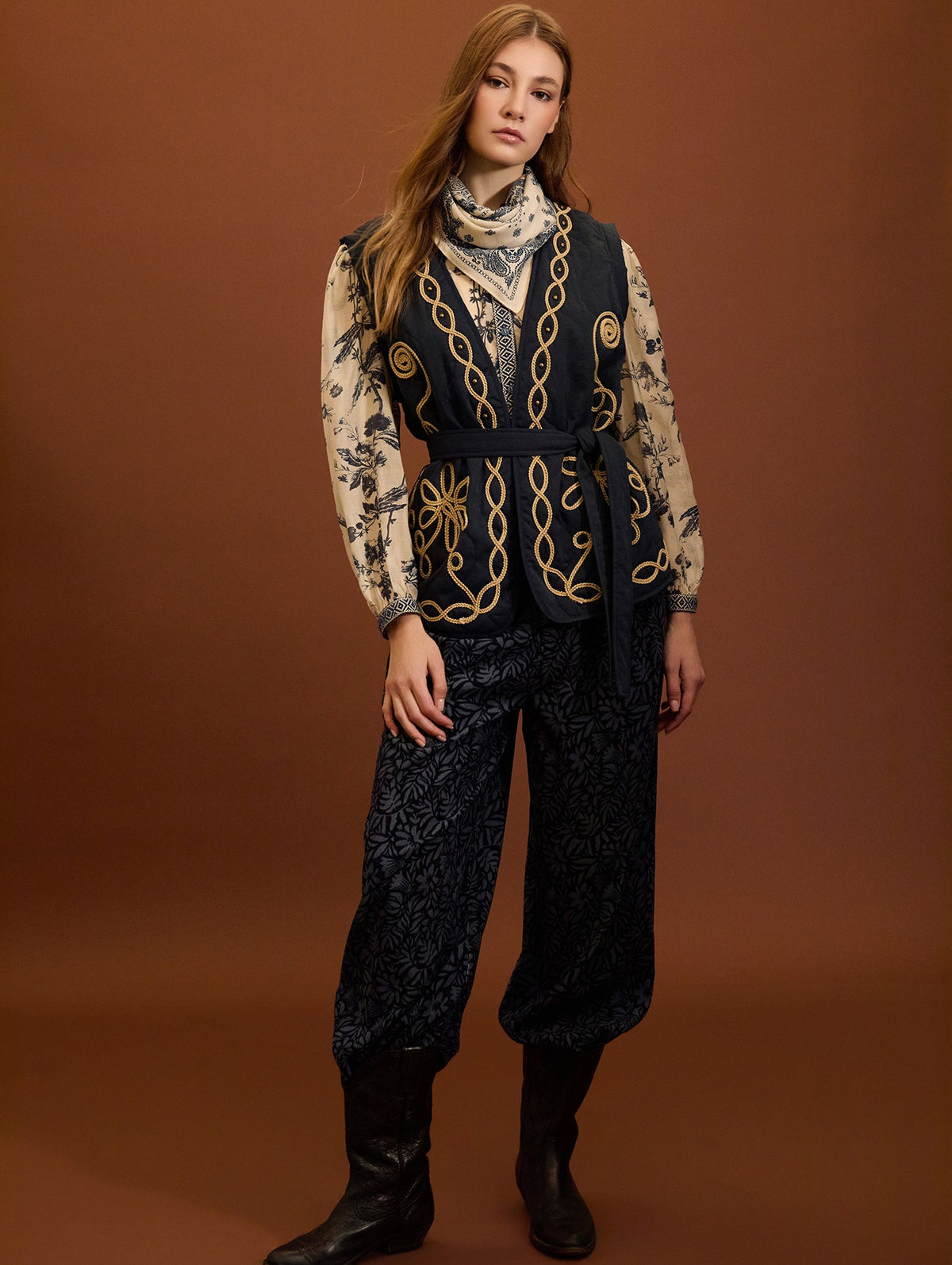 BLUSA DE ESTAMPADO FLORAL