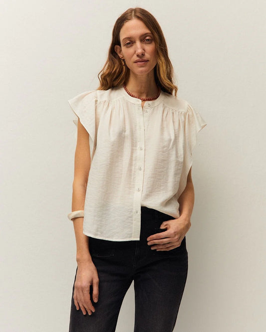 BLUSA DE LINO CON VOLANTES