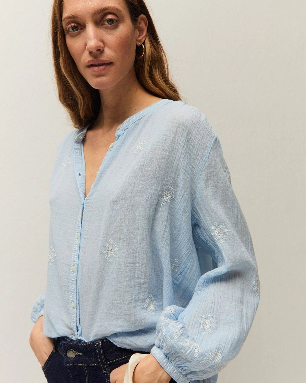 BLUSA DE GASA BORDADA