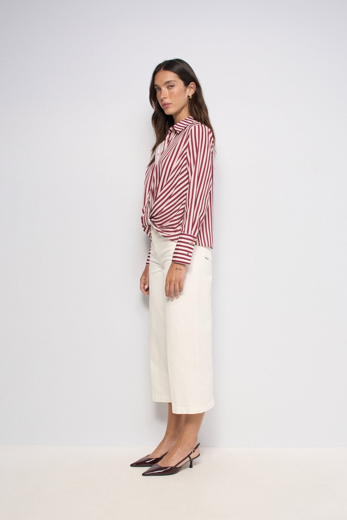 BLUSA DE RAYAS CON NUDO