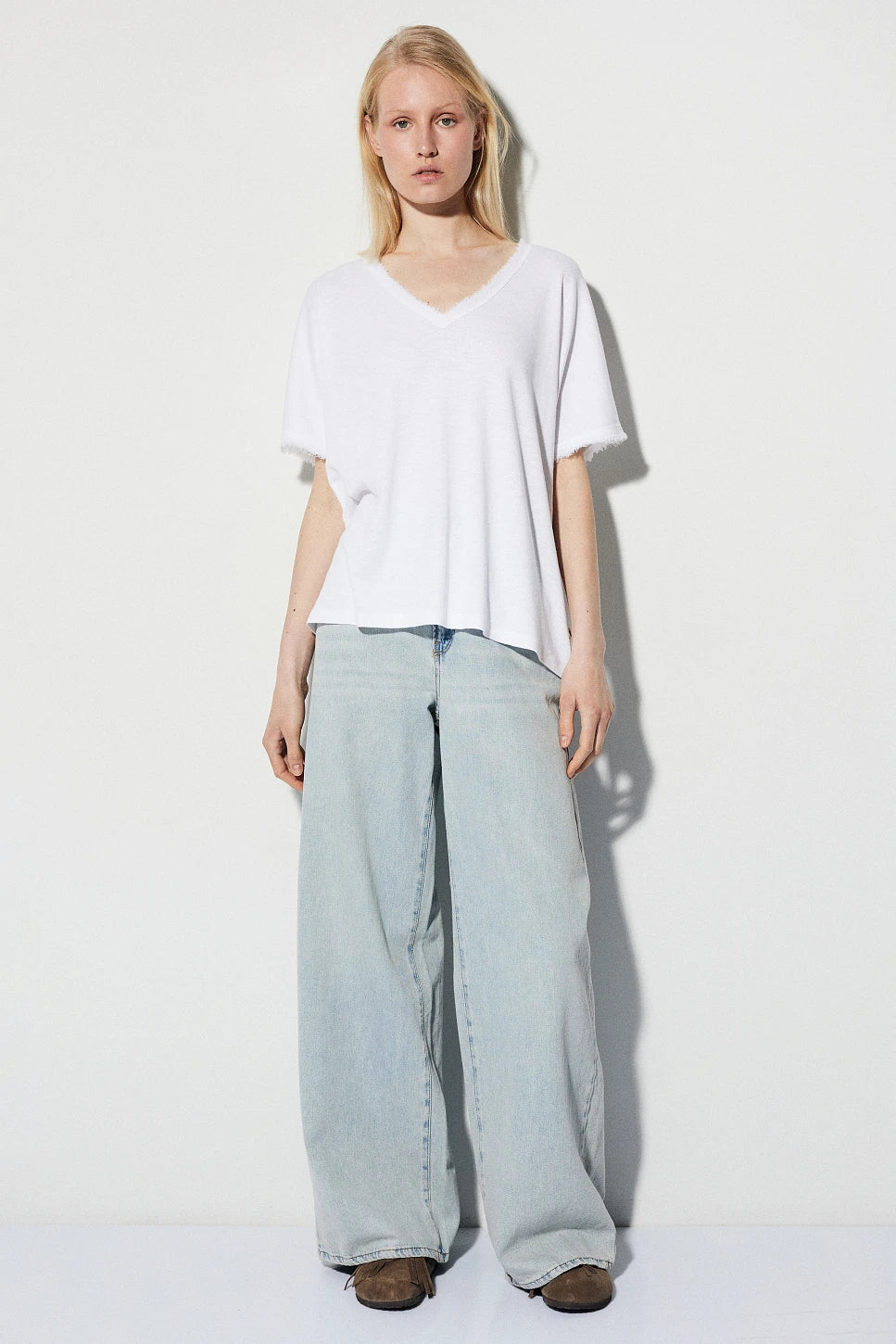 CAMISETA BÁSICA OVERSIZE