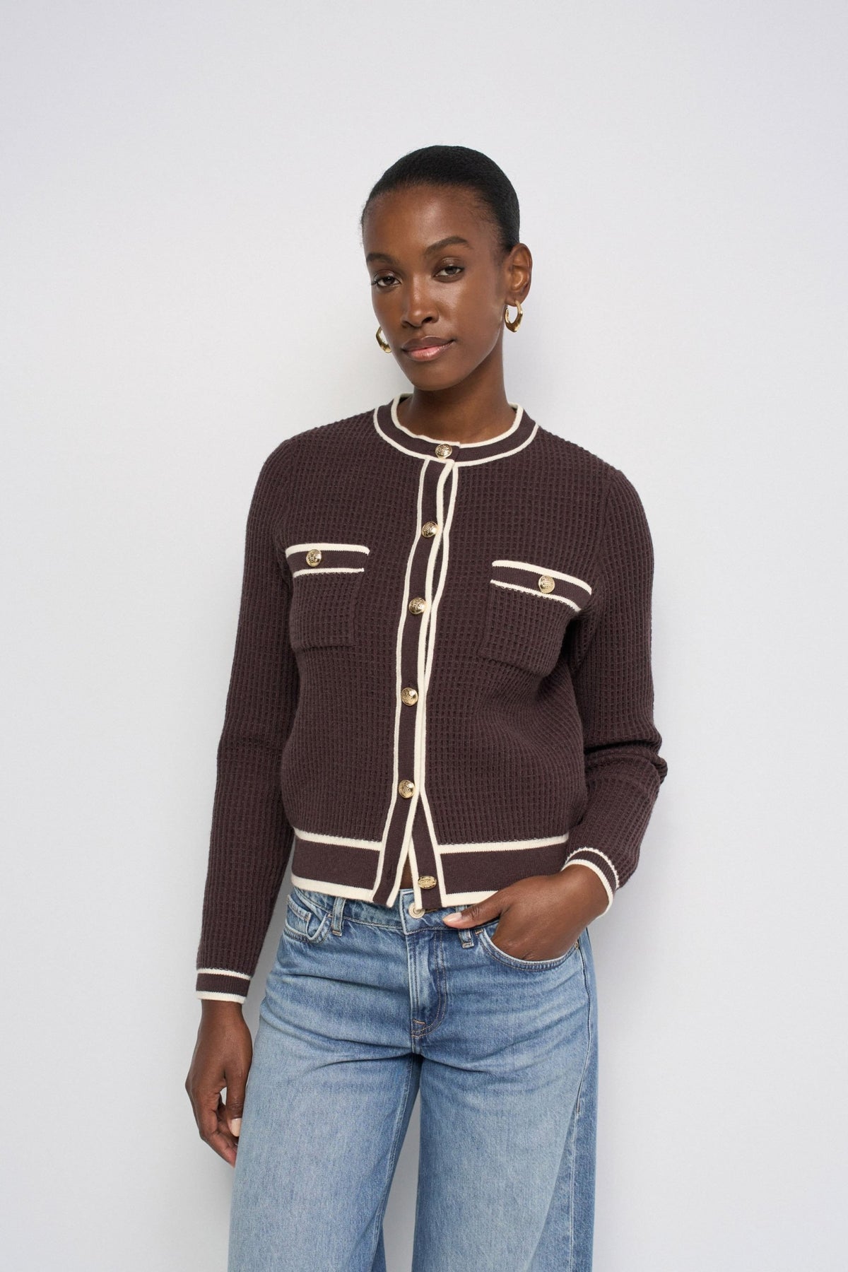 CARDIGAN CON BOTONES DORADOS