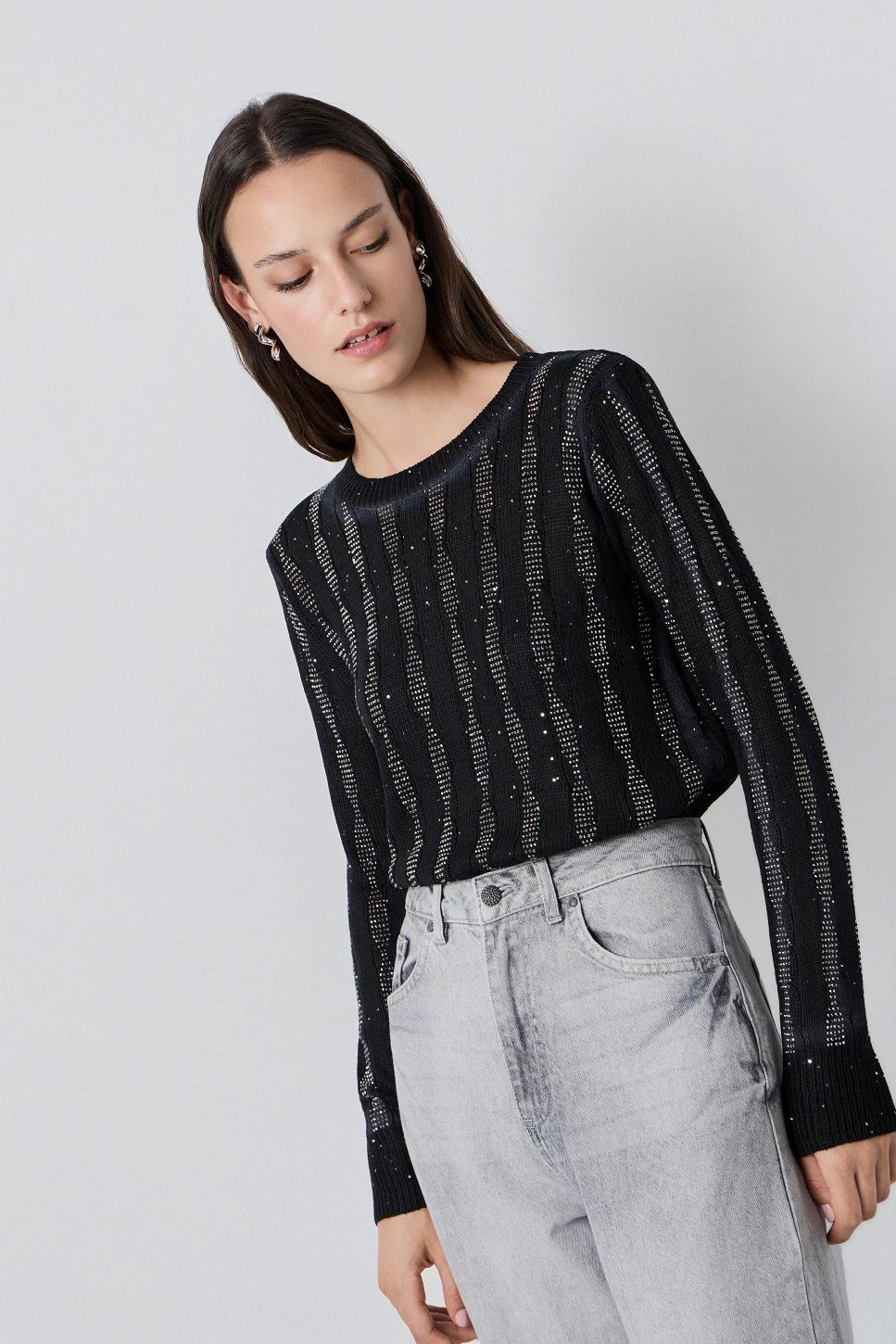 JERSEY CON STRASS Y HOMBRERAS