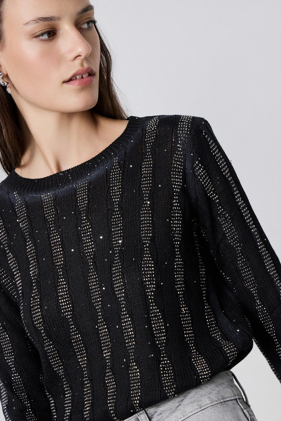 JERSEY CON STRASS Y HOMBRERAS
