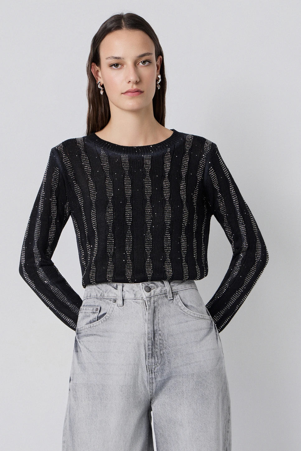 JERSEY CON STRASS Y HOMBRERAS