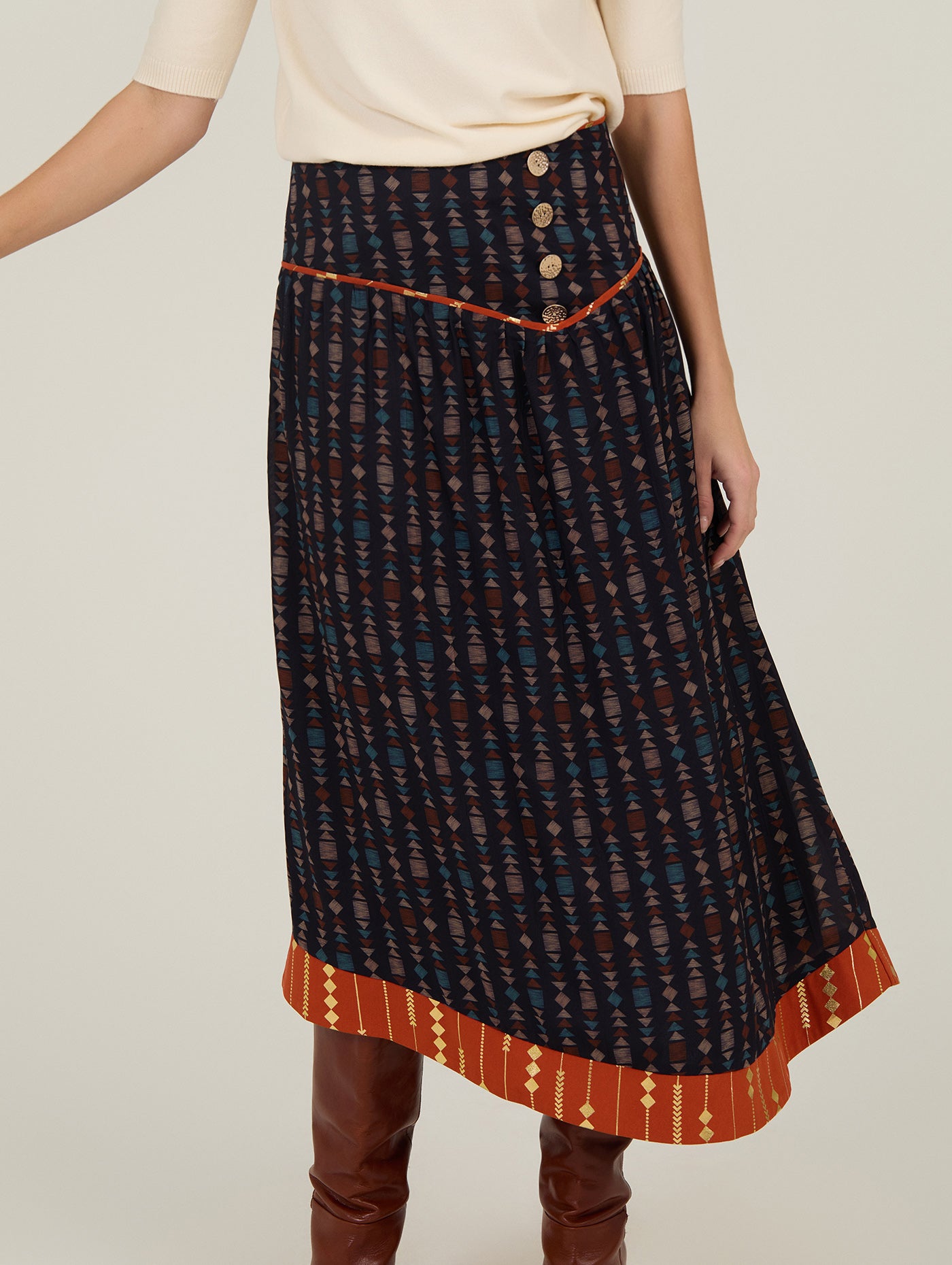 MAXI FALDA ASIMÉTRICA