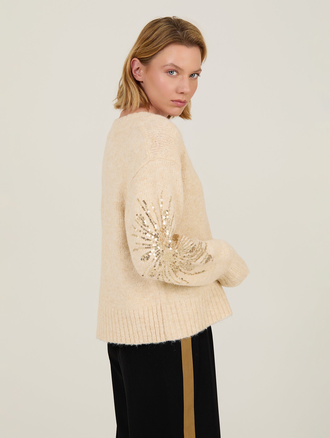 JERSEY CON LENTEJUELAS