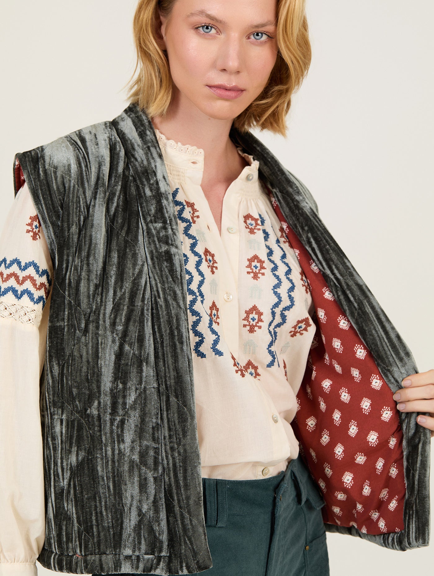 CHALECO ACOLCHADO DE TERCIOPELO