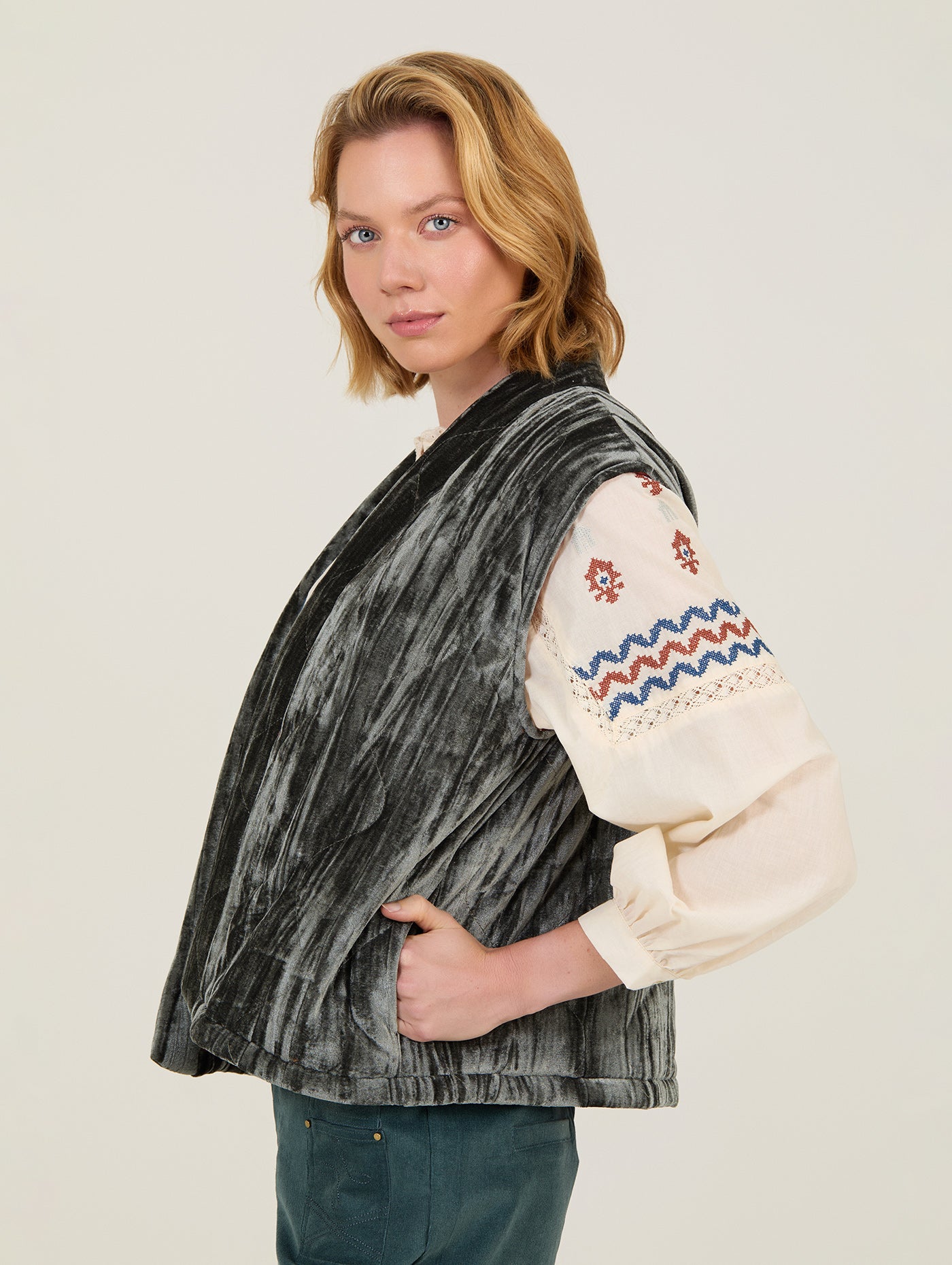 CHALECO ACOLCHADO DE TERCIOPELO