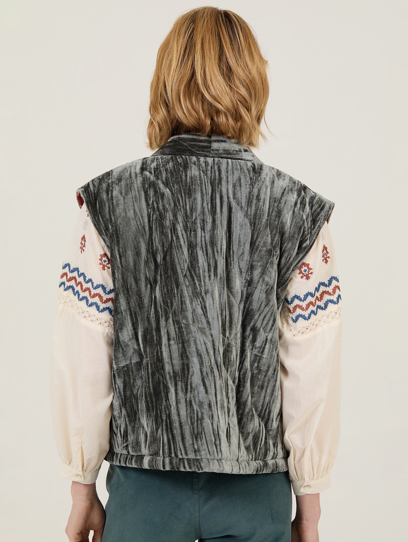 CHALECO ACOLCHADO DE TERCIOPELO