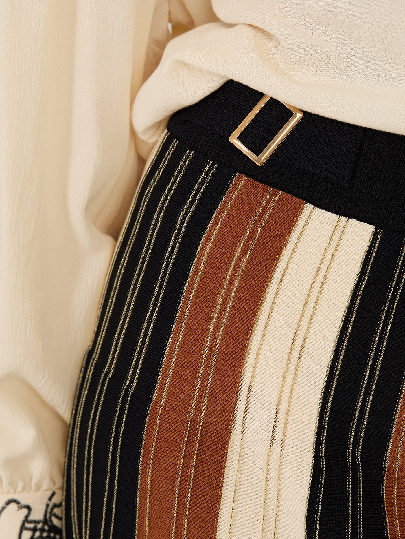 FALDA DE PUNTO A RAYAS