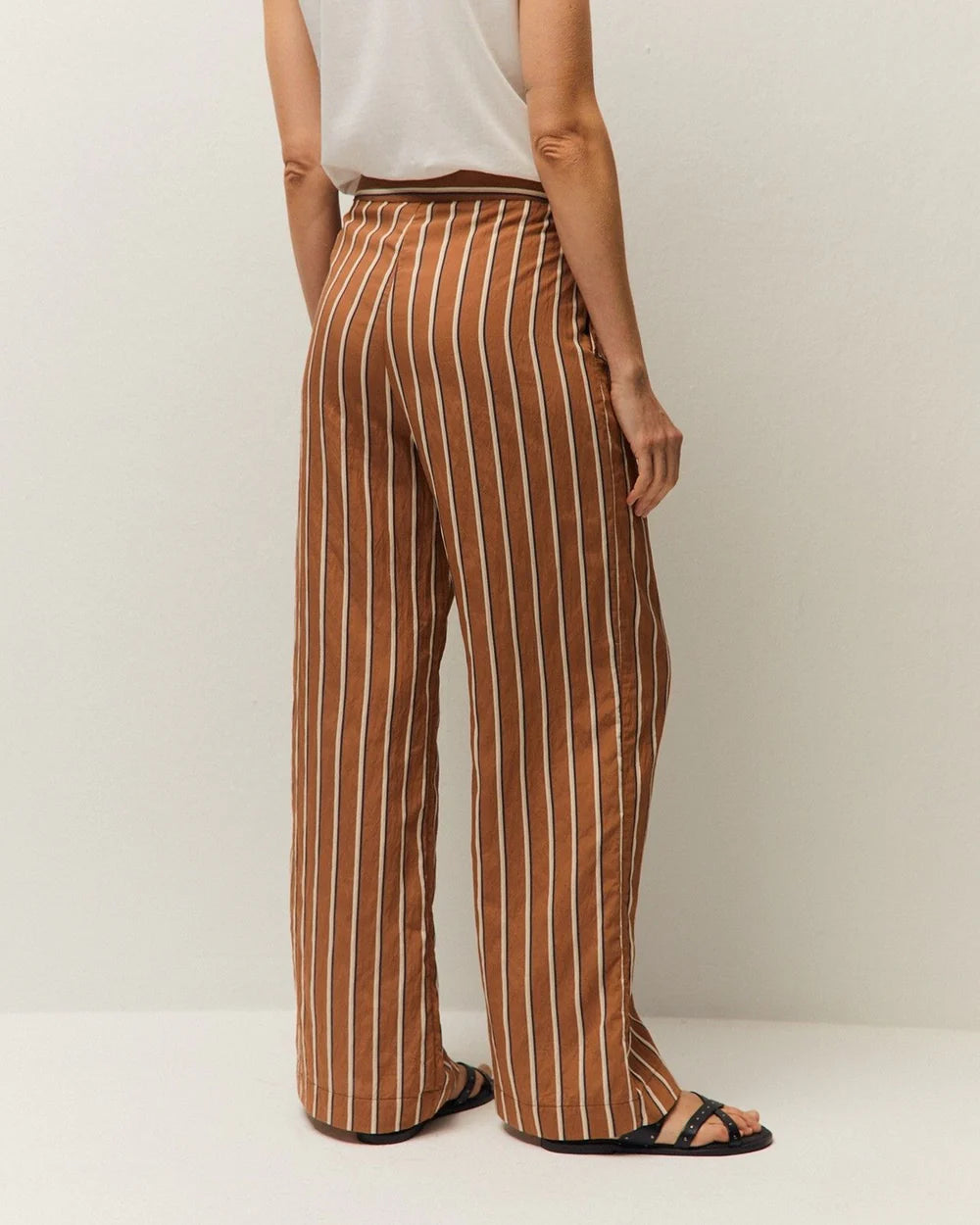 PANTALÓN ANCHO A RAYAS