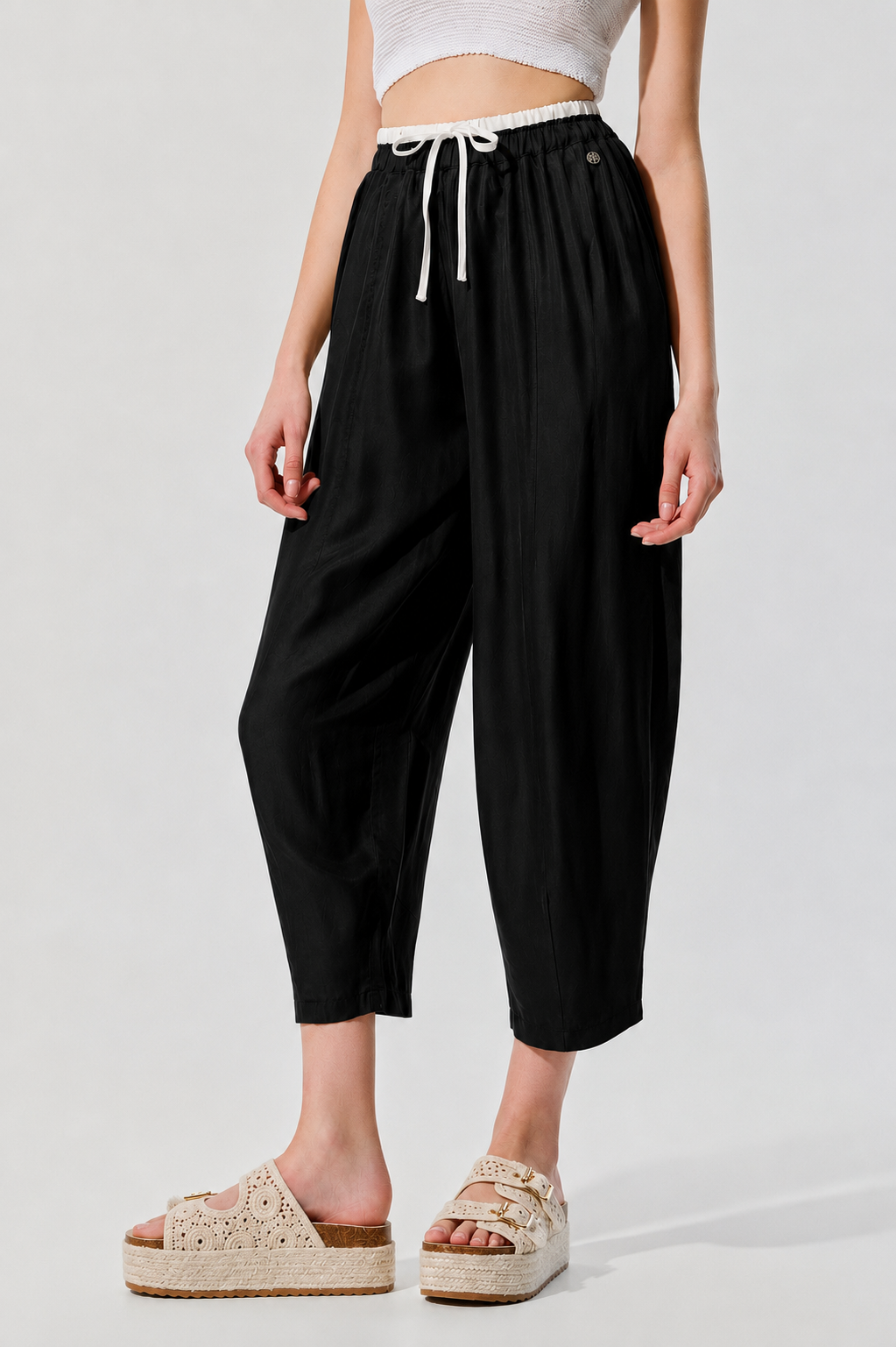 PANTALÓN CROP CUPRO
