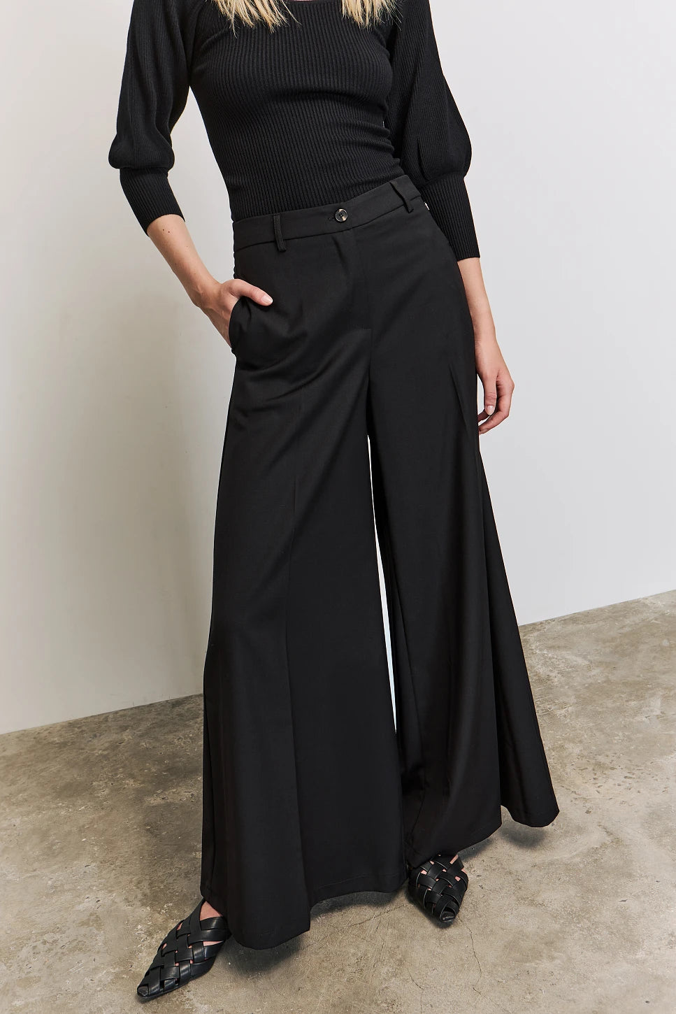 PANTALÓN PALAZZO NEGRO