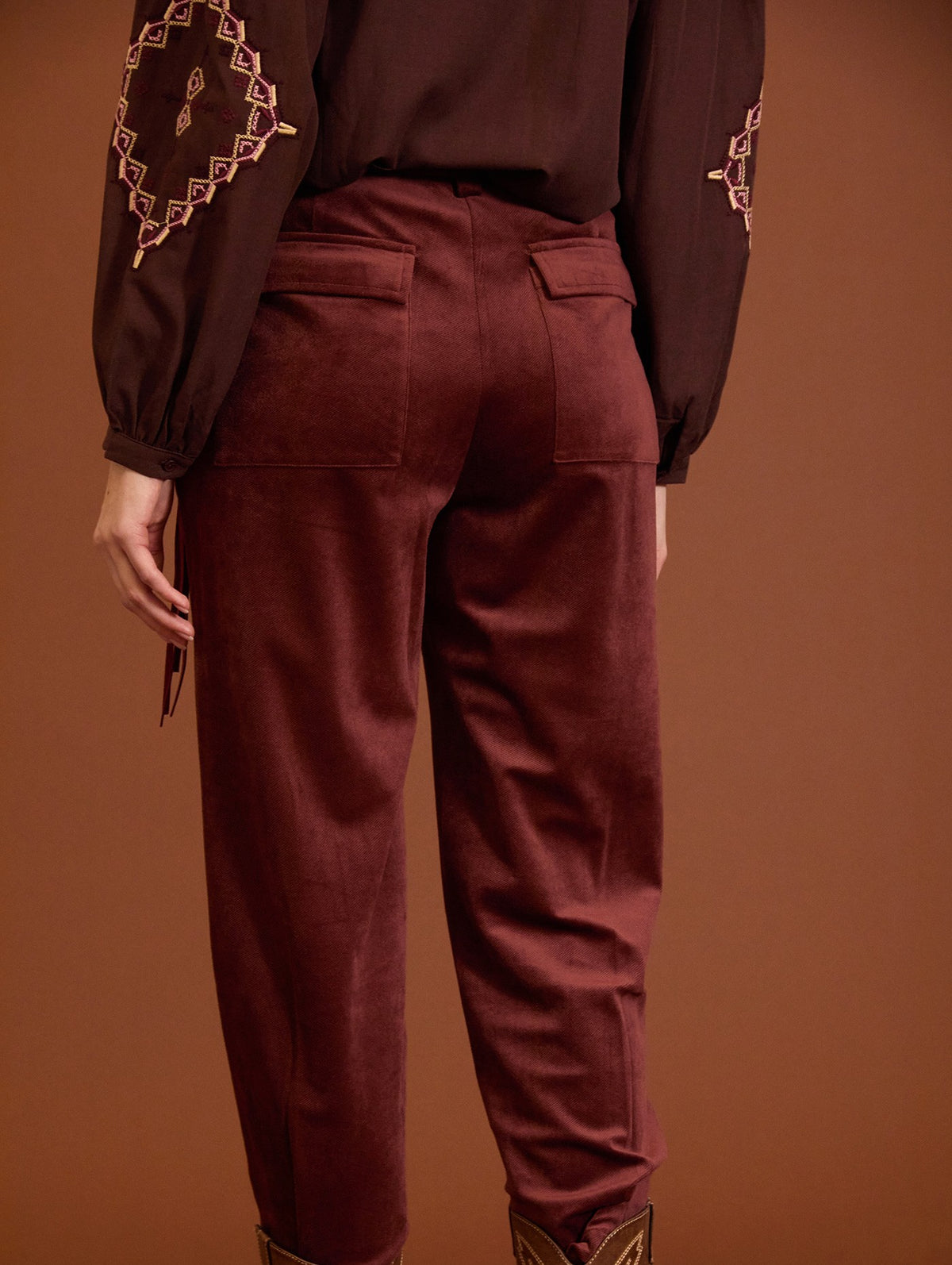 PANTALÓN DE MICROPANA