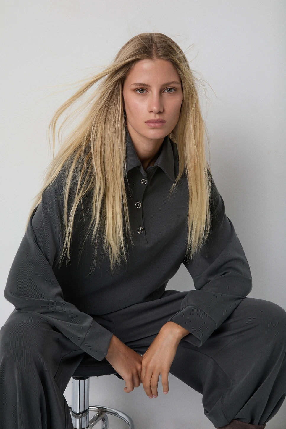 SUDADERA FLUIDA OVERSIZE