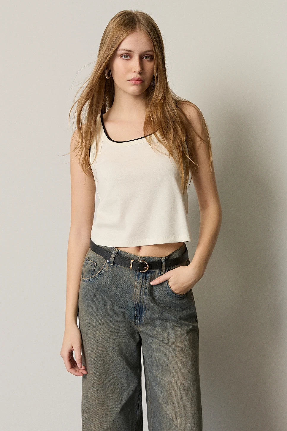 TOP CON VIVO CONTRASTE