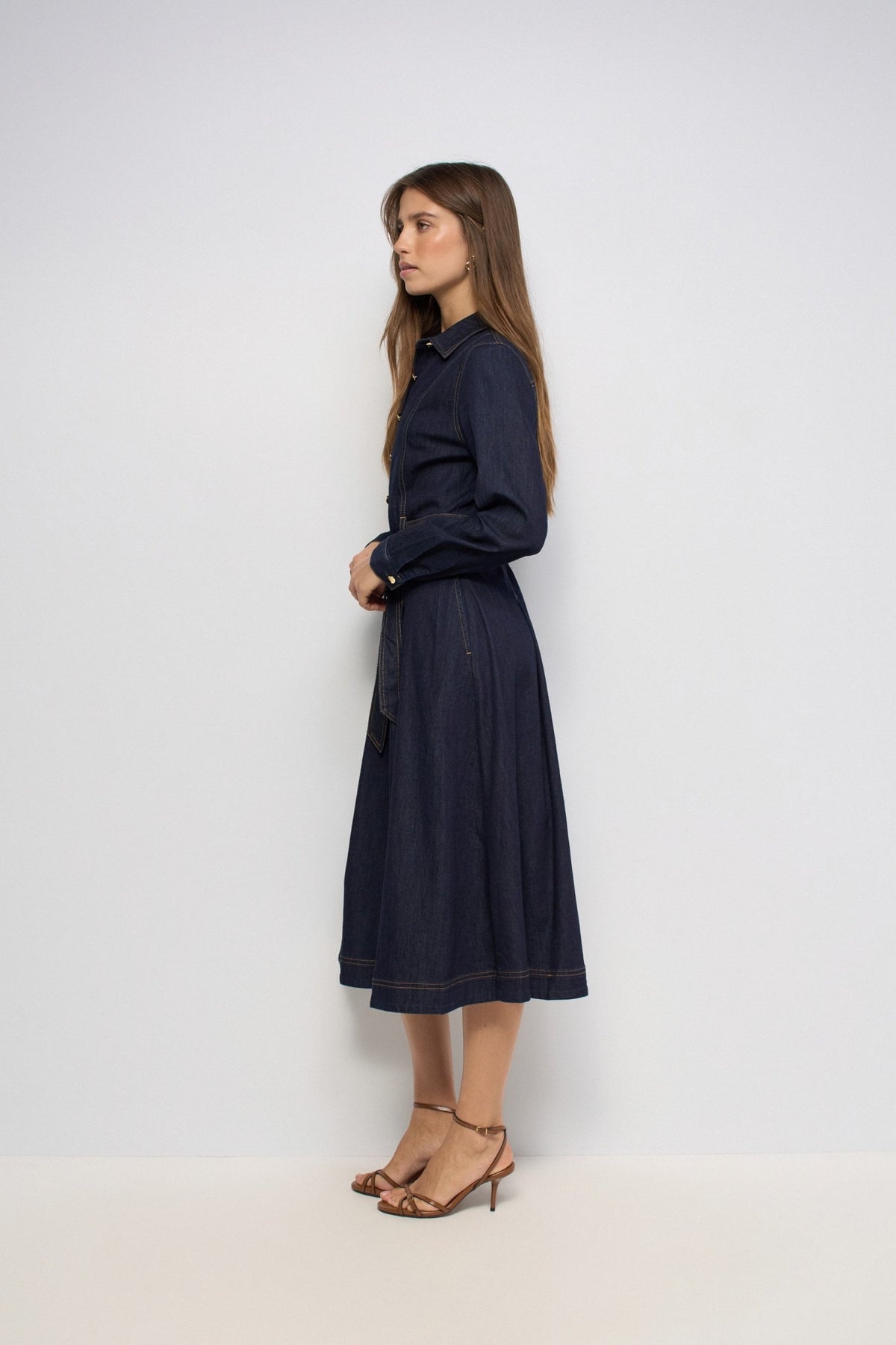 VESTIDO EN DENIM