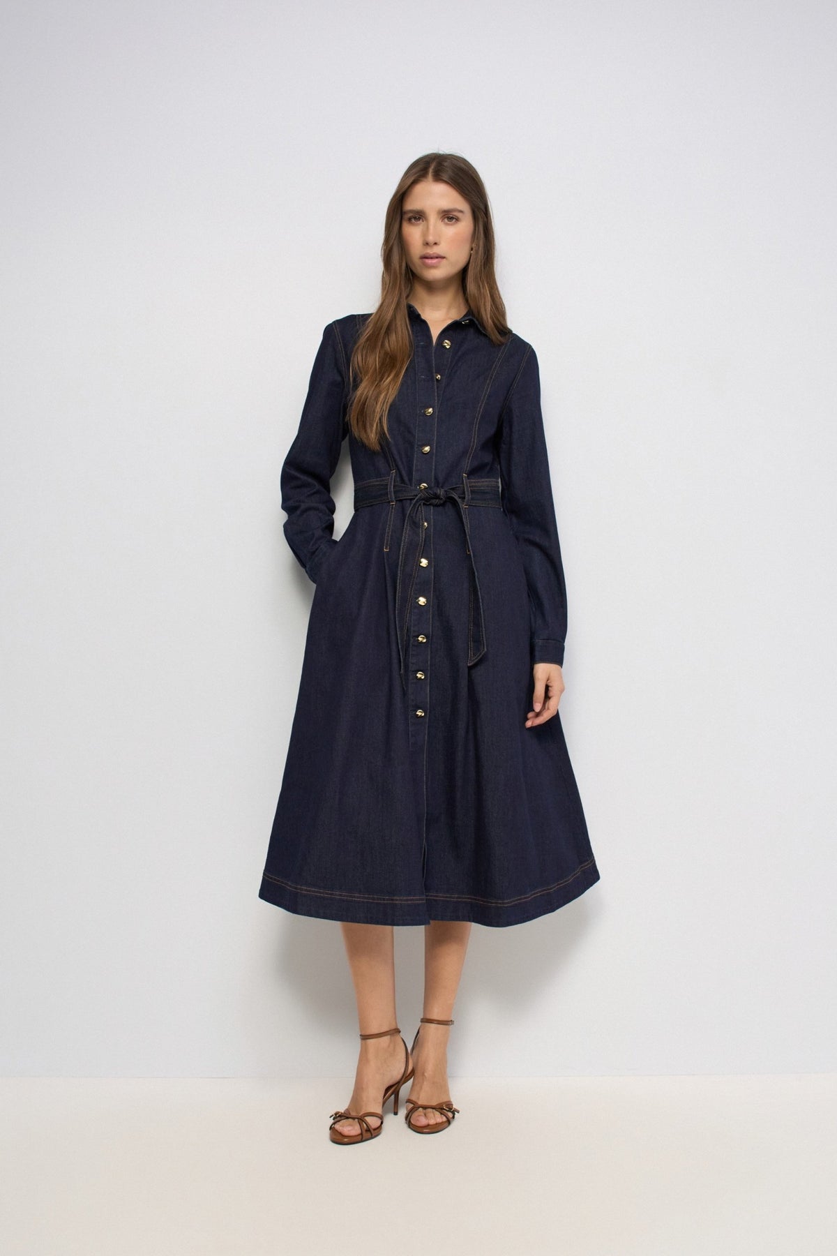 VESTIDO EN DENIM