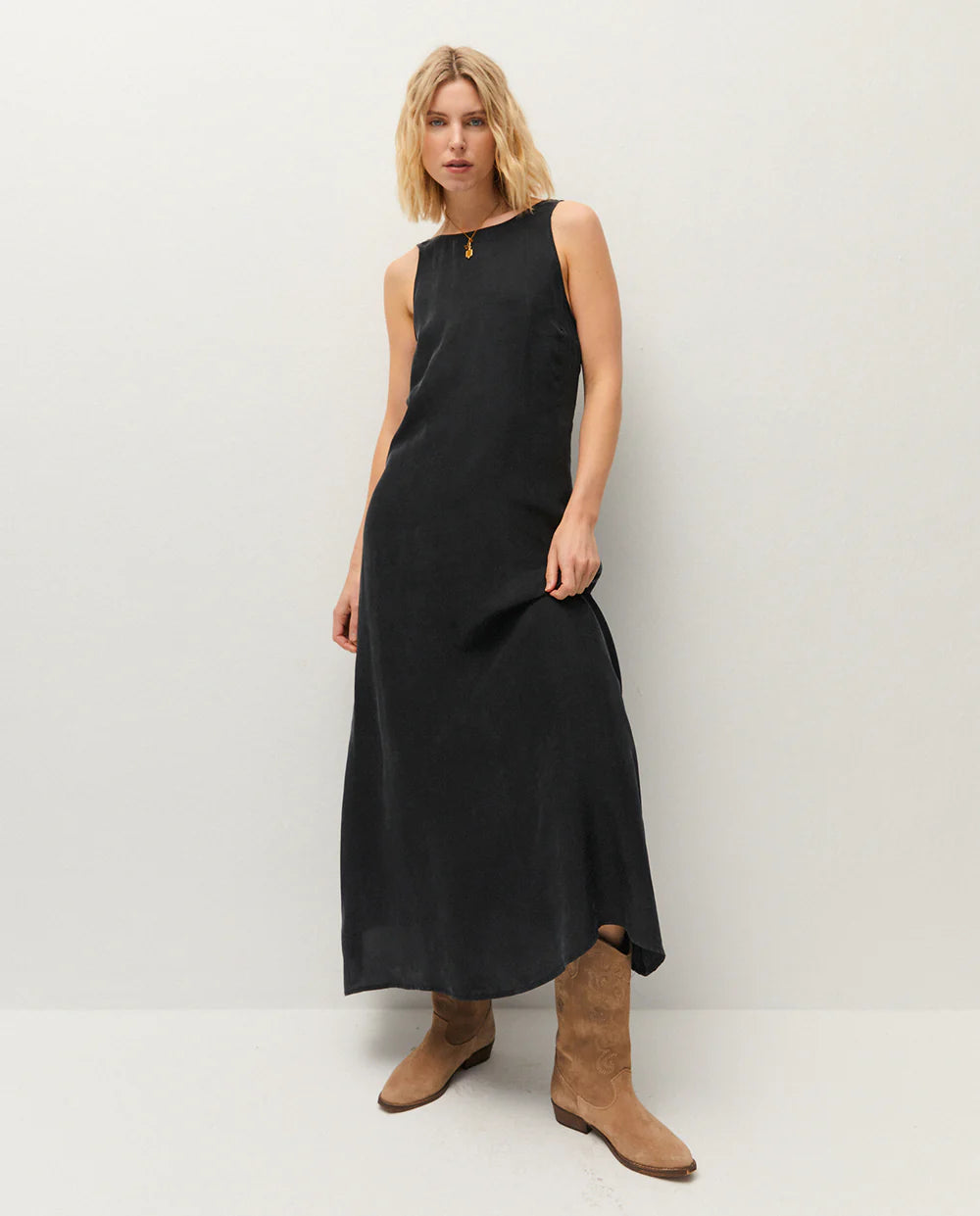 VESTIDO LARGO EN CUPRO