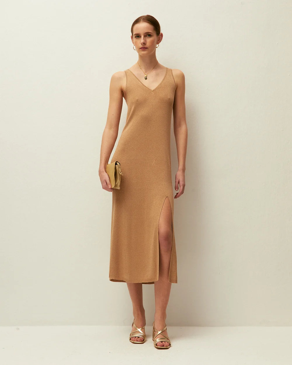 VESTIDO MIDI DE PUNTO